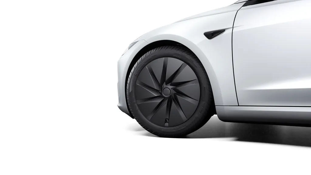 Tesla Model 3 photo 3
