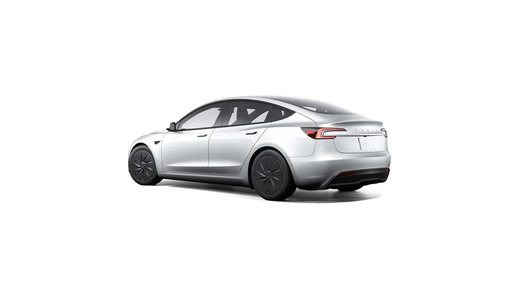 Tesla Model 3 photo 5