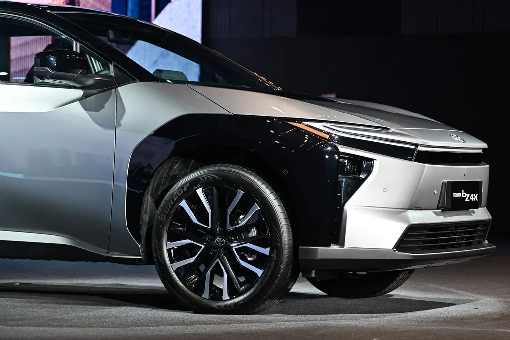 Toyota BZ4X AWD photo 5