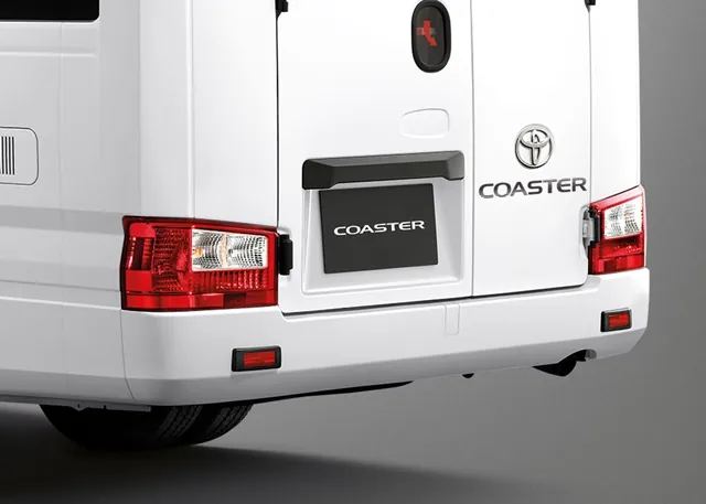 Toyota Coaster photo 6