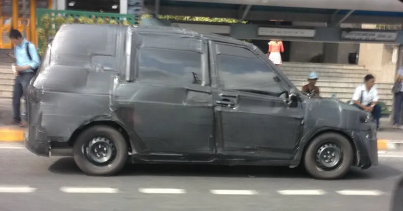 Toyota Jpn Taxi Tokyo photo 5