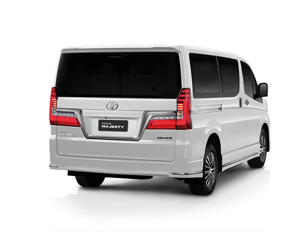 Toyota Majesty photo 6