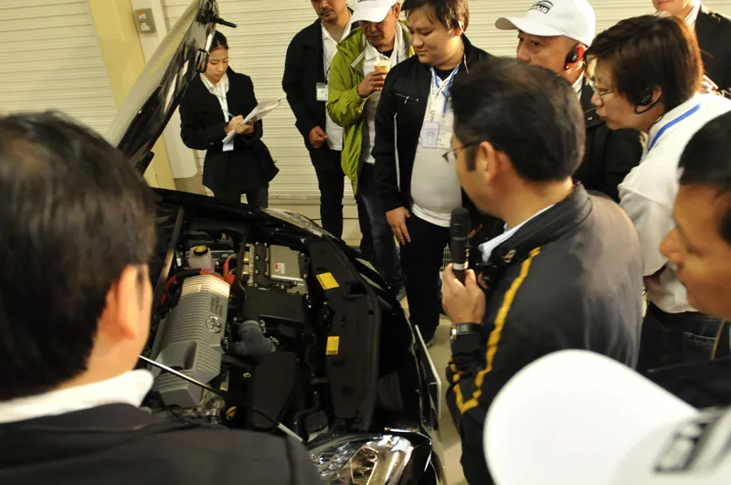 Toyota Prius photo 8