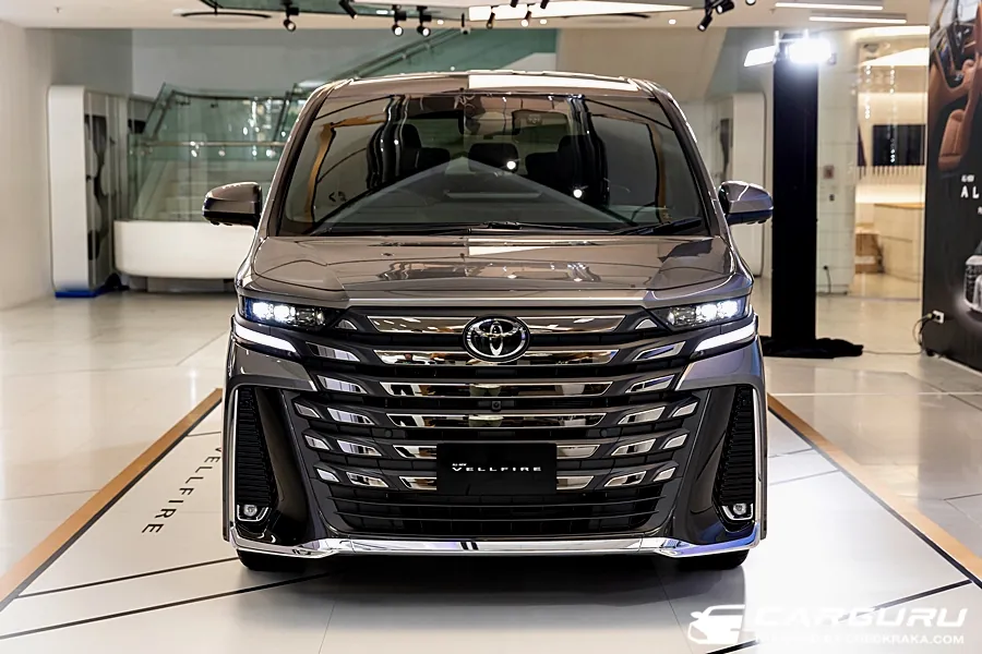 Toyota Vellfire photo 6