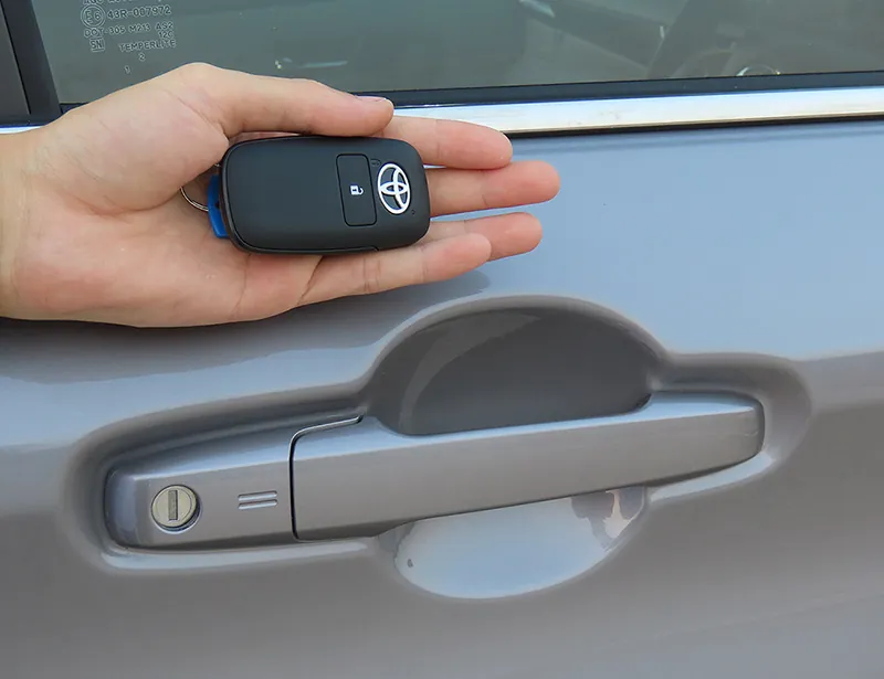 Toyota Veloz photo 8