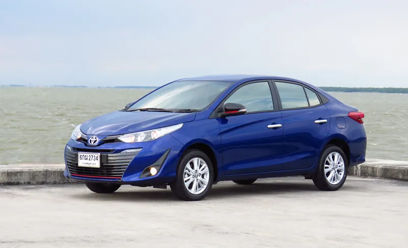 Toyota Yaris Ativ photo 5