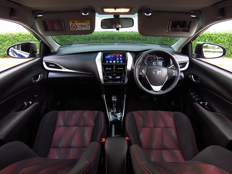 Toyota Yaris Ativ photo 12