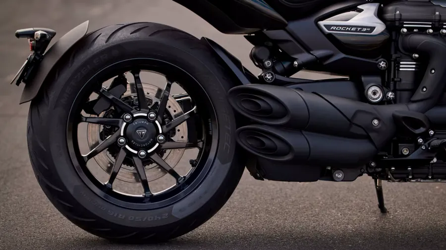 Triumph Rocket photo 3