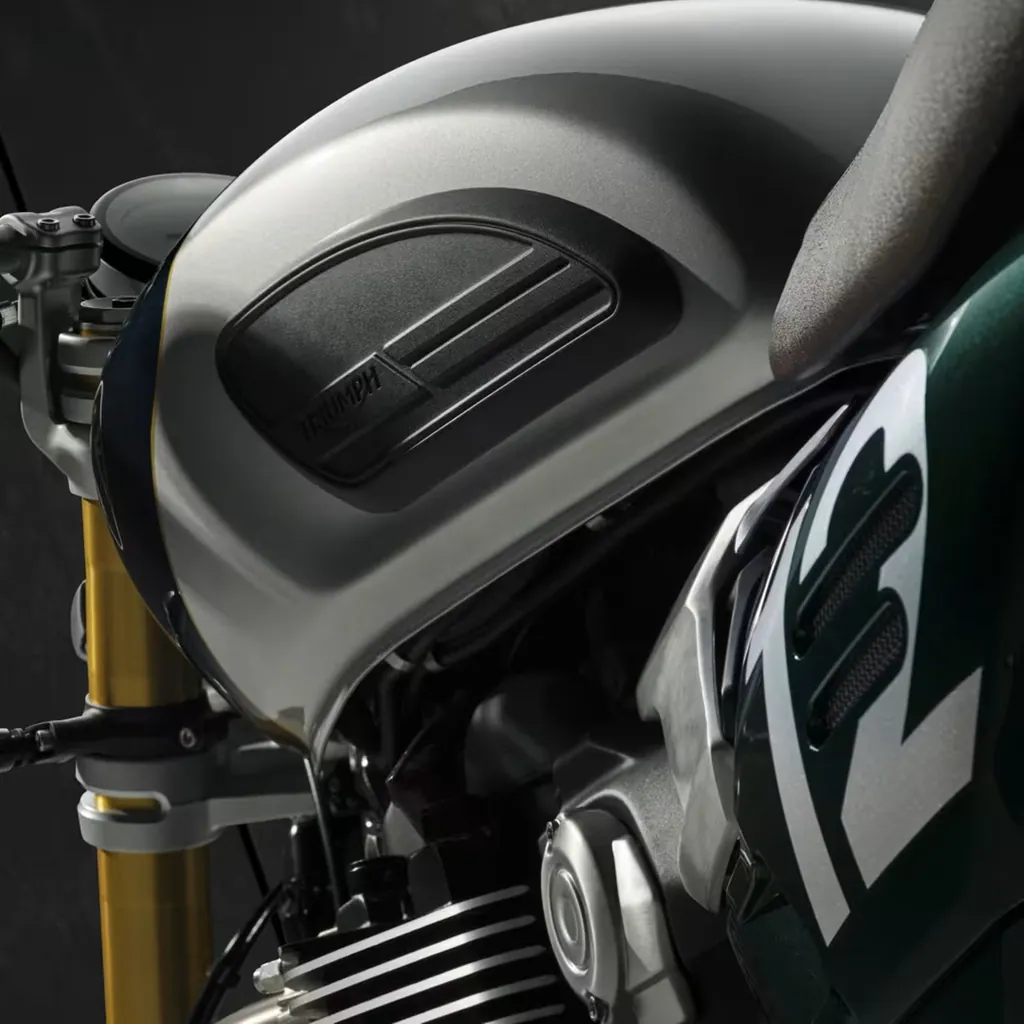 Triumph Speed photo 5