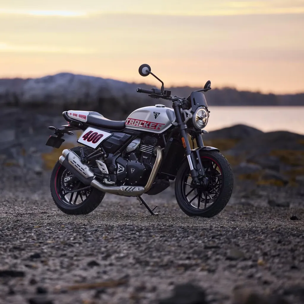 Triumph Tracker photo 4