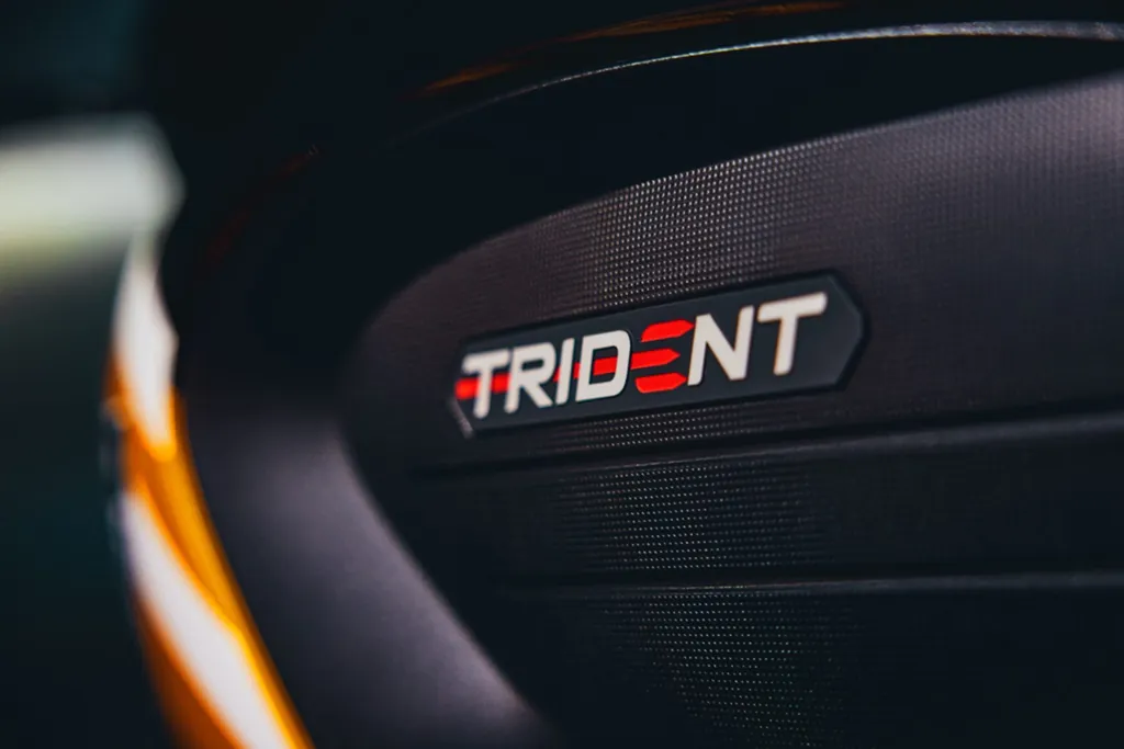 Triumph Trident photo 6