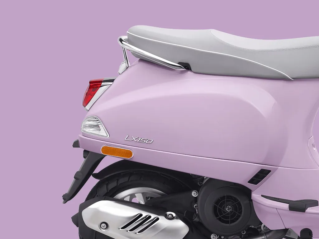 Vespa Lx photo 4