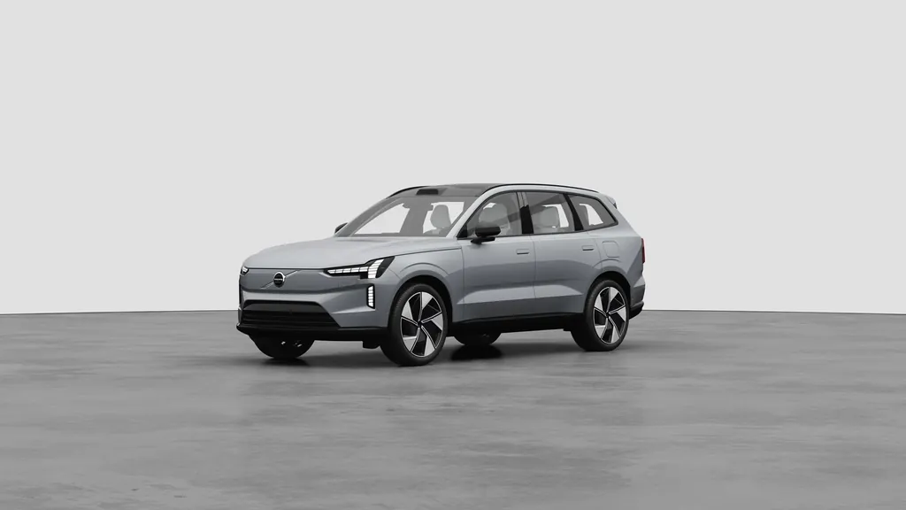 Volvo EX90 photo 4