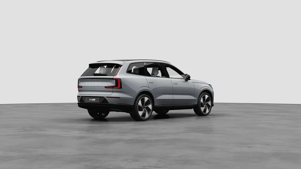 Volvo EX90 photo 6