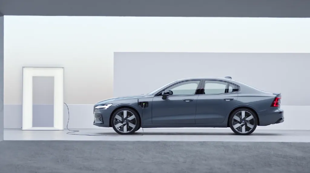 Volvo S60 photo 5