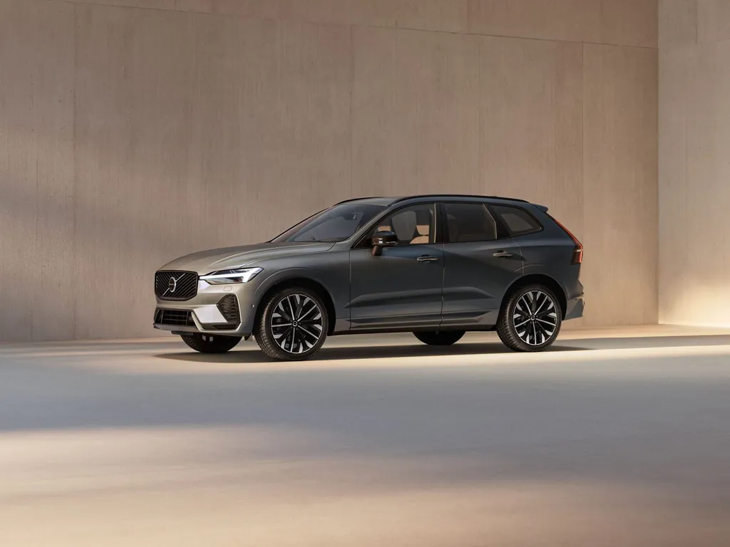 Volvo XC60 photo 3