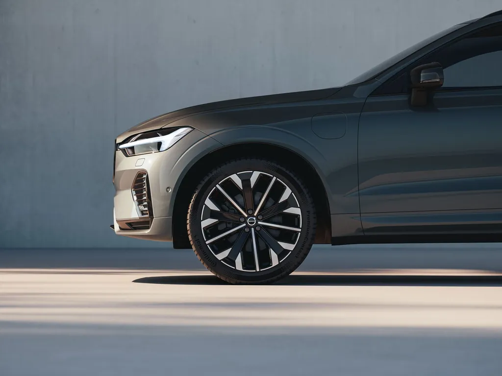 Volvo XC60 photo 5