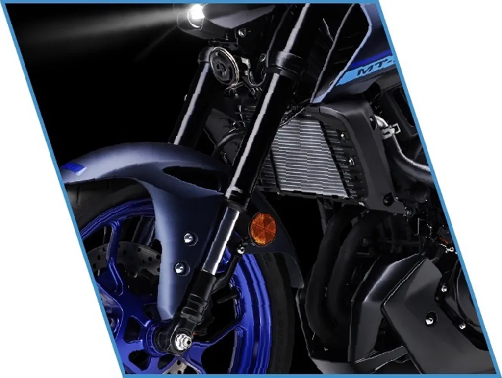 Yamaha Mt 03 photo 7