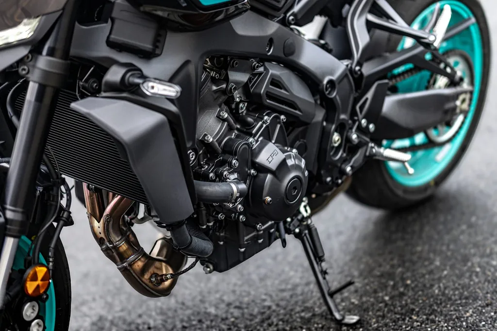 Yamaha Mt 09 photo 8
