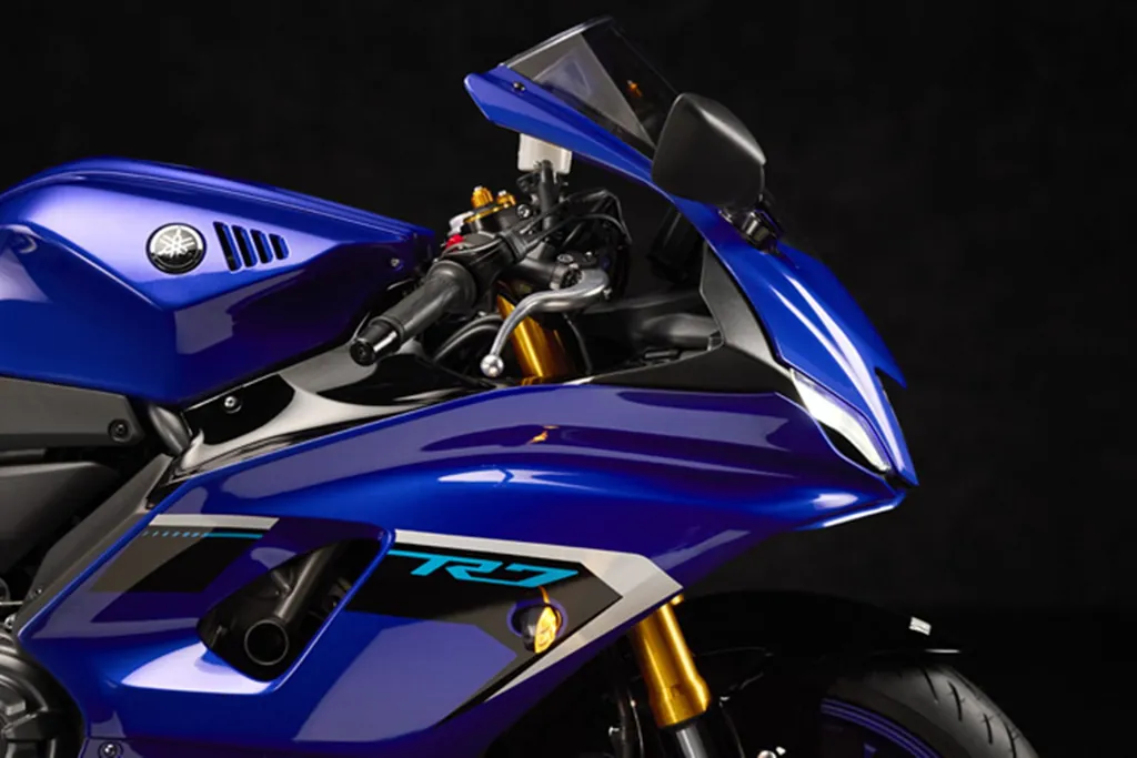 Yamaha R7 photo 7