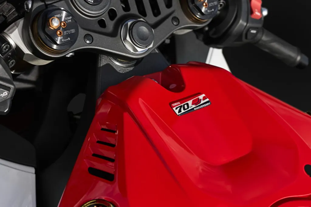 Yamaha R9 photo 7