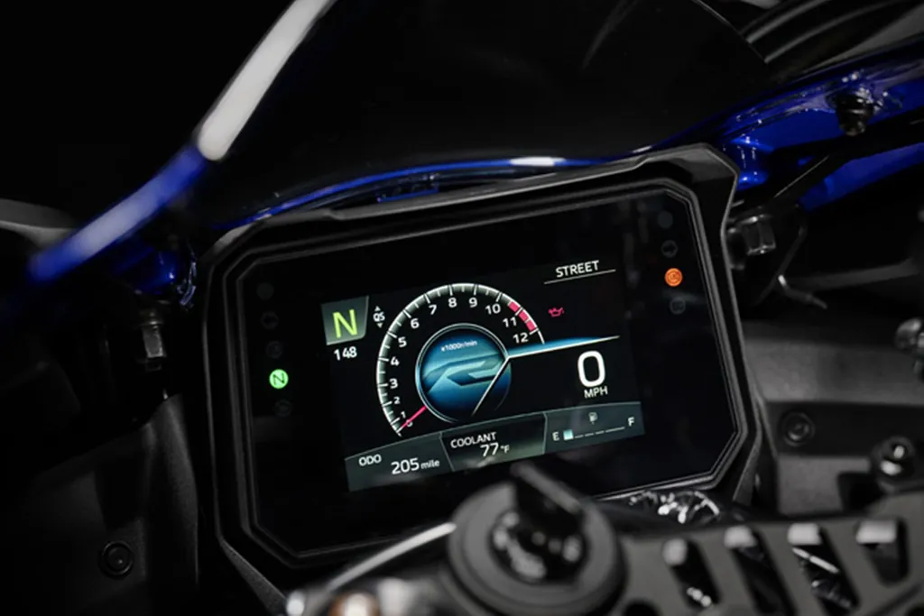 Yamaha R9 photo 8
