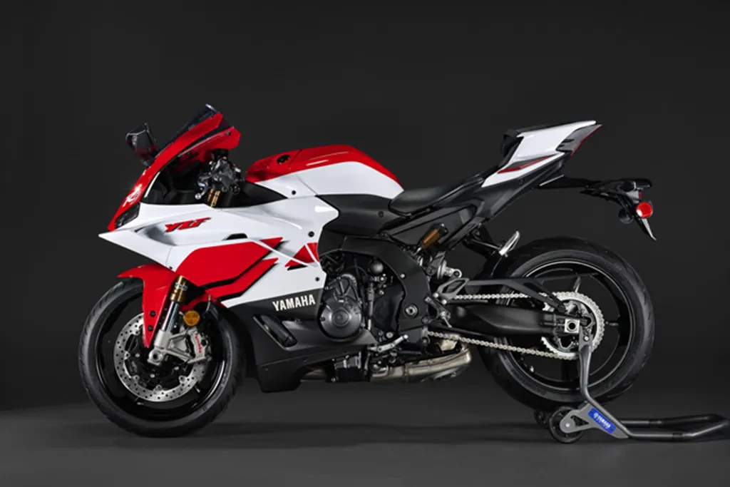 Yamaha R9 photo 2