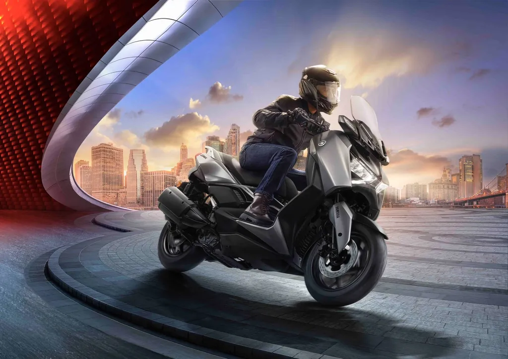Yamaha Xmax photo 6