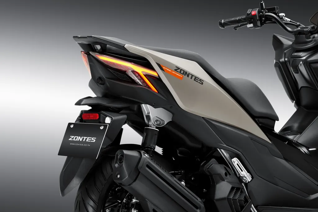Zontes 150X photo 6