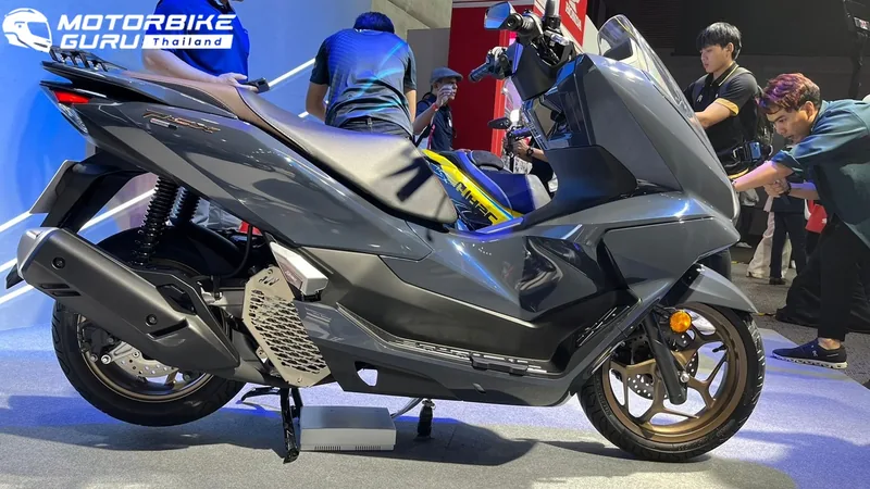 Honda Pcx ราคาและรีวิว