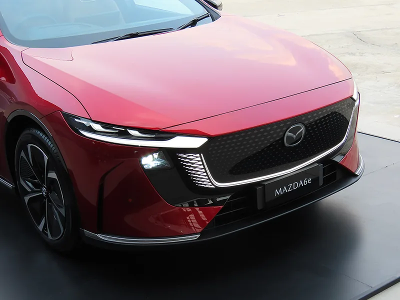Mazda 6E ราคาและรีวิว