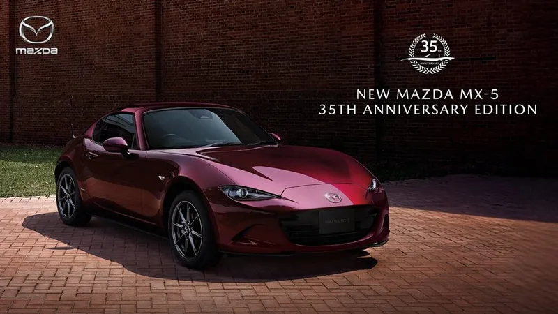 Mazda MX-5 ราคาและรีวิว