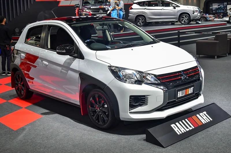 Mitsubishi Mirage ราคาและรีวิว