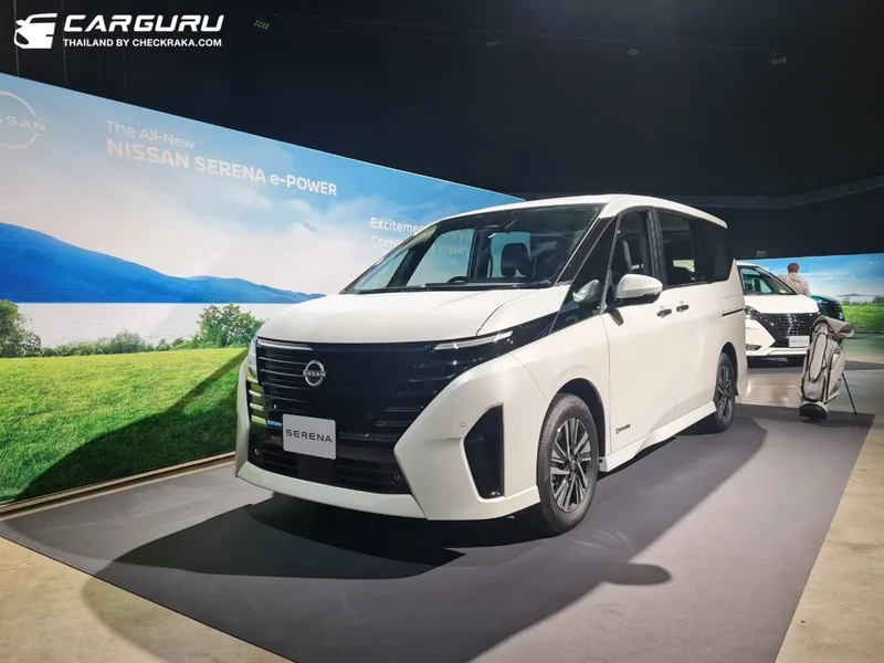 Nissan Serena ราคาและรีวิว