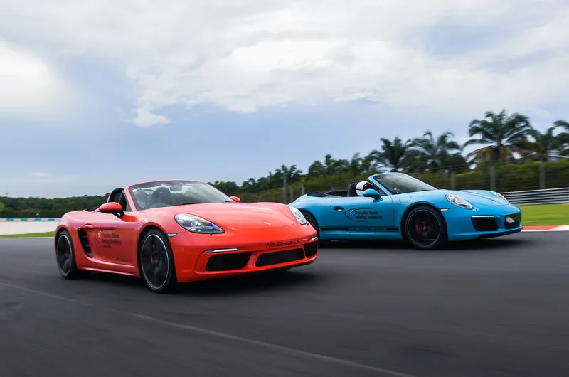 Porsche Boxster S Pmda2016 ราคาและรีวิว