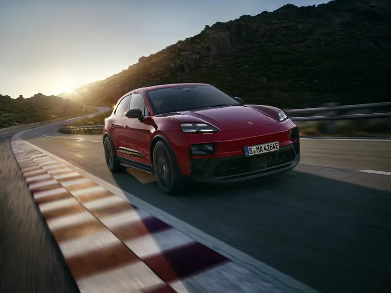 Porsche Macan ราคาและรีวิว