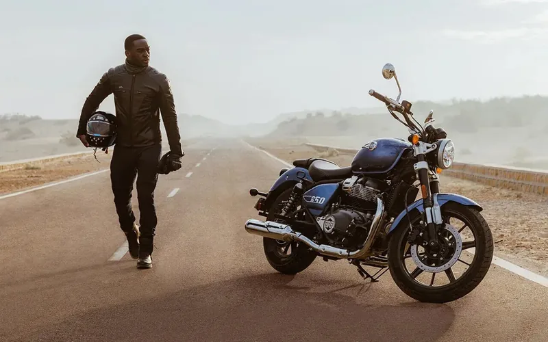 Royal Enfield Super Meteor ราคาและรีวิว