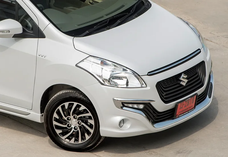 Suzuki Ertiga ราคาและรีวิว