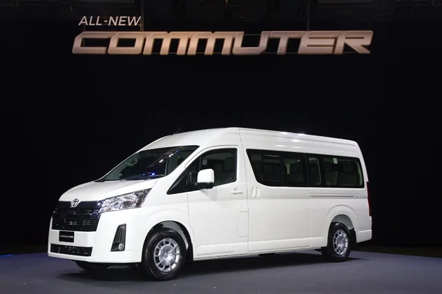 Toyota Commuter ราคาและรีวิว