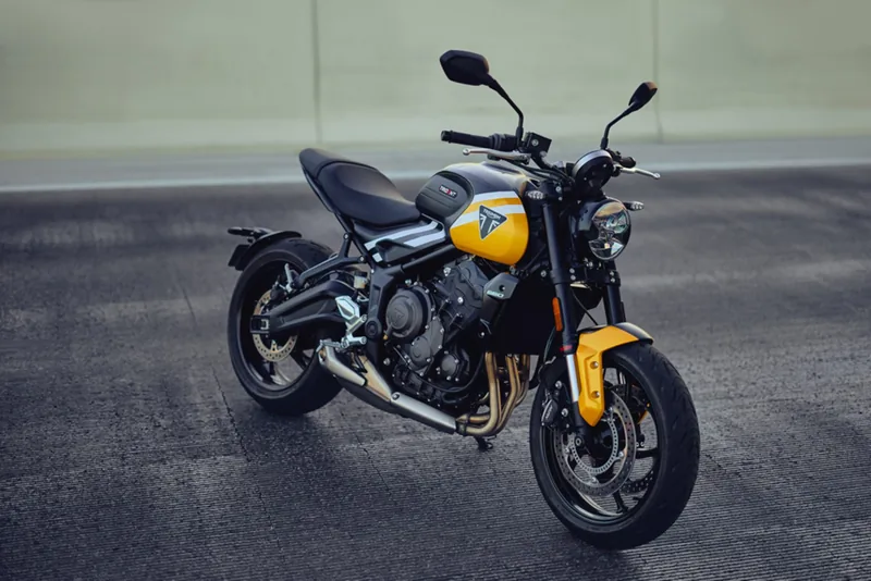 Triumph Trident ราคาและรีวิว