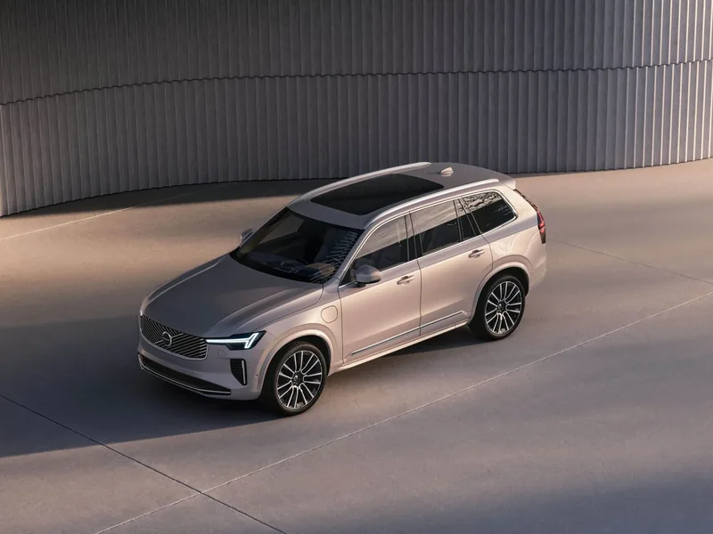 Volvo XC90 ราคาและรีวิว
